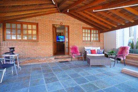 Casa de condomínio à venda com 253m², 3 quartos e 2 vagasGaragem