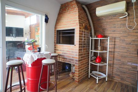 Casa de condomínio à venda com 253m², 3 quartos e 2 vagasEspaço Gourmet