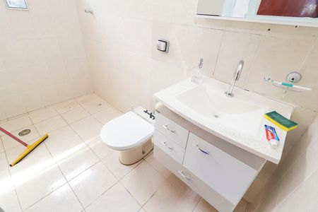 Casa à venda com 152m², 3 quartos e 1 vagaBanheiro 1