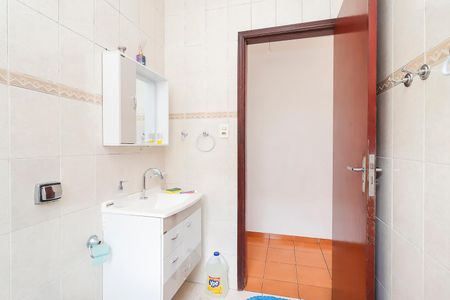 Casa à venda com 152m², 3 quartos e 1 vagaBanheiro 1