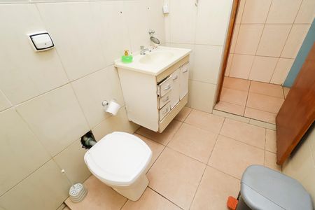 Casa à venda com 152m², 3 quartos e 1 vagaBanheiro 2