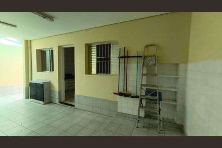 Casa à venda com 232m², 5 quartos e 2 vagas Casa à venda com 232m², 5 quartos e 2 vagasÁrea de Serviço