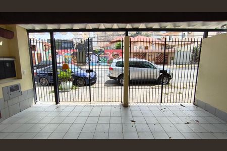 Casa à venda com 232m², 5 quartos e 2 vagas Casa à venda com 232m², 5 quartos e 2 vagasGaragem