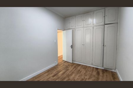 Casa à venda com 232m², 5 quartos e 2 vagas Casa à venda com 232m², 5 quartos e 2 vagasQuarto 3