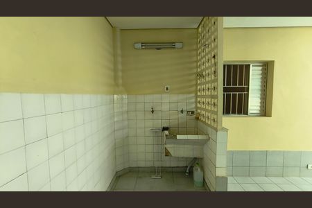 Casa à venda com 232m², 5 quartos e 2 vagas Casa à venda com 232m², 5 quartos e 2 vagasÁrea de Serviço