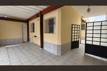 Casa à venda com 232m², 5 quartos e 2 vagas Casa à venda com 232m², 5 quartos e 2 vagasGaragem