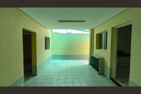 Casa à venda com 232m², 5 quartos e 2 vagas Casa à venda com 232m², 5 quartos e 2 vagasÁrea de Serviço