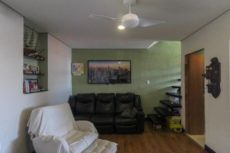 Casa para alugar com 65m², 2 quartos e sem vaga