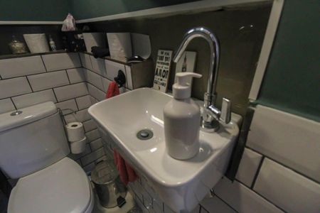 Casa para alugar com 65m², 2 quartos e sem vaga