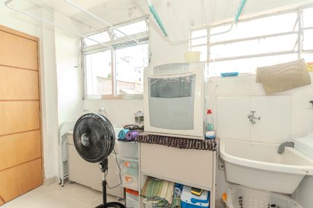 Apartamento à venda com 97m², 2 quartos e 1 vagaÁrea de Serviço