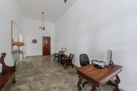 Apartamento à venda com 97m², 2 quartos e 1 vagaHall de entrada