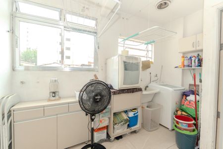 Apartamento à venda com 97m², 2 quartos e 1 vagaÁrea de Serviço