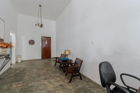 Apartamento à venda com 97m², 2 quartos e 1 vagaHall de entrada