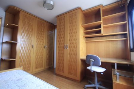 Apartamento à venda com 146m², 4 quartos e 3 vagasSuíte 2