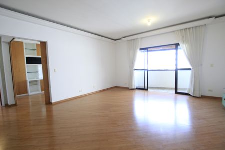 Apartamento à venda com 146m², 4 quartos e 3 vagasSala