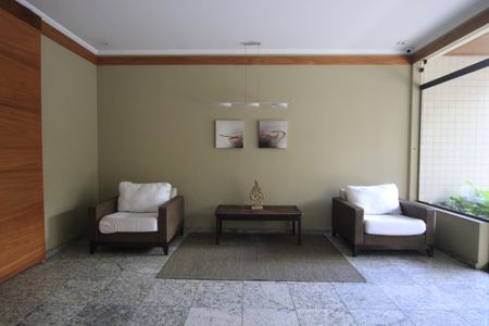 Apartamento à venda com 146m², 4 quartos e 3 vagasHall de entrada