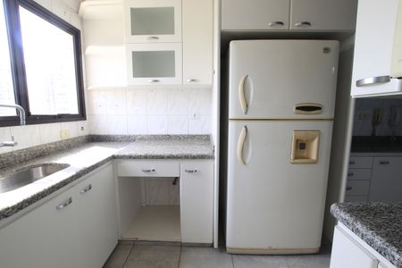 Apartamento à venda com 146m², 4 quartos e 3 vagasCozinha