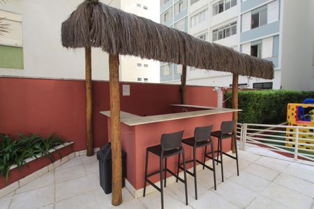 Apartamento à venda com 146m², 4 quartos e 3 vagasÁrea comum - Piscina