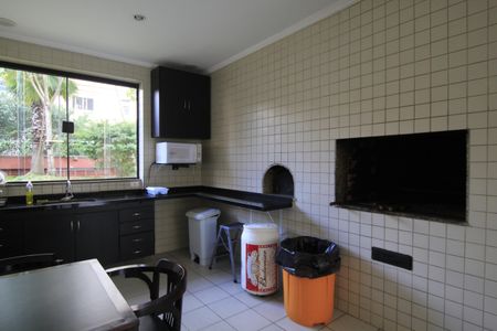 Apartamento à venda com 146m², 4 quartos e 3 vagasÁrea comum - Churrasqueira