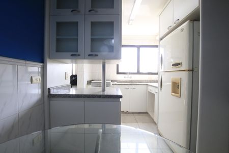 Apartamento à venda com 146m², 4 quartos e 3 vagasCozinha