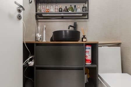 Apartamento à venda com 36m², 2 quartos e sem vagaBanheiro