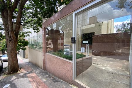 Apartamento à venda com 120m², 4 quartos e 2 vagasFachada