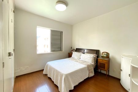 Apartamento à venda com 120m², 4 quartos e 2 vagasSuite 1