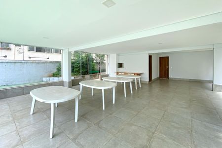 Apartamento à venda com 120m², 4 quartos e 2 vagasÁrea comum