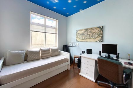 Apartamento à venda com 120m², 4 quartos e 2 vagasQuarto 4