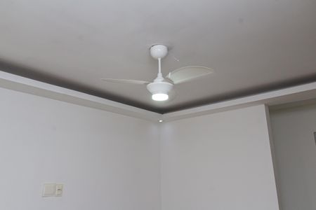 Casa de condomínio para alugar com 48m², 2 quartos e 1 vaga Casa de condomínio para alugar com 48m², 2 quartos e 1 vagaSala