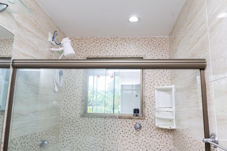 Casa de condomínio para alugar com 48m², 2 quartos e 1 vaga Casa de condomínio para alugar com 48m², 2 quartos e 1 vagaBanheiro