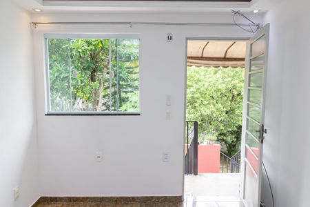 Casa de condomínio para alugar com 48m², 2 quartos e 1 vaga Casa de condomínio para alugar com 48m², 2 quartos e 1 vagaSala