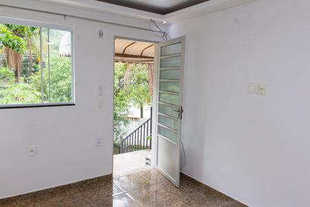 Casa de condomínio para alugar com 48m², 2 quartos e 1 vaga Casa de condomínio para alugar com 48m², 2 quartos e 1 vagaSala