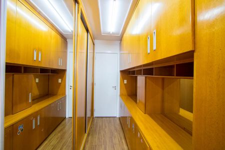 Apartamento à venda com 165m², 3 quartos e 2 vagasQuarto 1 - Suíte