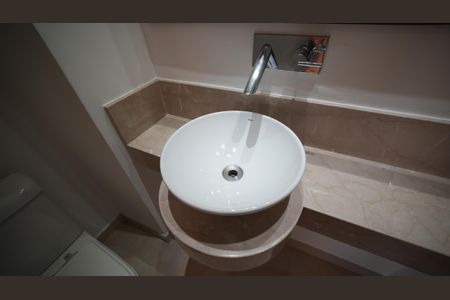 Apartamento à venda com 165m², 3 quartos e 2 vagasLavabo