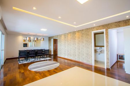 Apartamento à venda com 165m², 3 quartos e 2 vagasSala