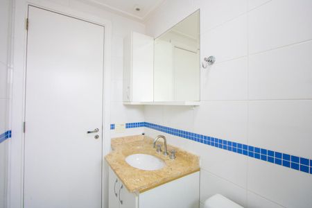 Apartamento à venda com 165m², 3 quartos e 2 vagasBanheiro do quarto 2