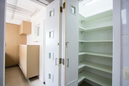 Apartamento à venda com 165m², 3 quartos e 2 vagasCozinha