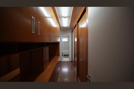 Apartamento à venda com 165m², 3 quartos e 2 vagasSuíte 3