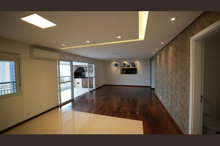 Apartamento à venda com 165m², 3 quartos e 2 vagasSala