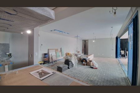 Apartamento à venda com 226m², 3 quartos e 3 vagas