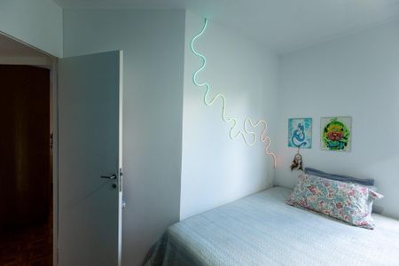 Apartamento à venda com 74m², 3 quartos e 1 vagaQuarto 2