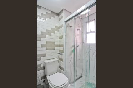 Apartamento à venda com 96m², 3 quartos e 1 vaga Apartamento à venda com 96m², 3 quartos e 1 vagaBanheiro da Suíte