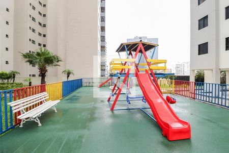 Apartamento à venda com 51m², 2 quartos e 1 vaga Apartamento à venda com 51m², 2 quartos e 1 vagaÁrea comum - Playground