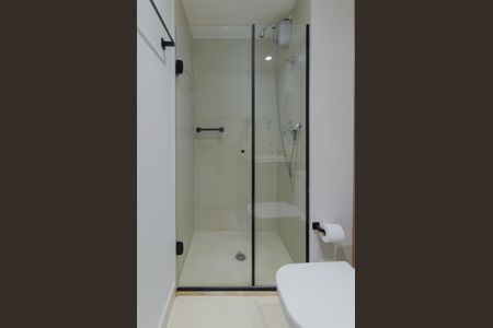 Banheiro de kitnet/studio para alugar com 1 quarto, 25m² em Vila Mariana, São Paulo