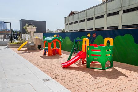 Apartamento à venda com 107m², 3 quartos e 2 vagasÁrea comum - Playground
