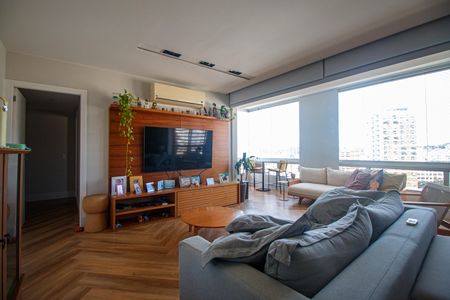 Sala de apartamento à venda com 4 quartos, 156m² em Tijuca, Rio de Janeiro