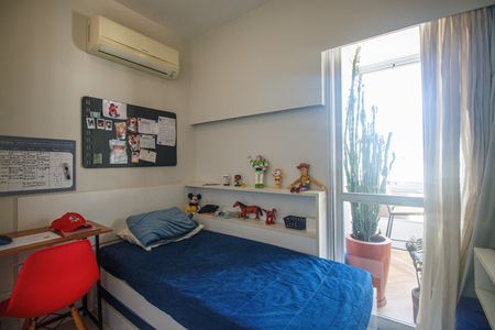 Apartamento à venda com 156m², 4 quartos e 2 vagasQuarto 3