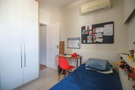 Apartamento à venda com 156m², 4 quartos e 2 vagasQuarto 3