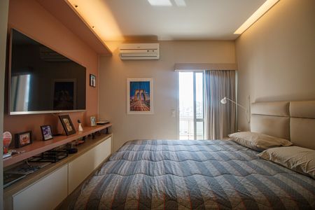 Apartamento à venda com 156m², 4 quartos e 2 vagasQuarto Suite